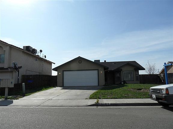 2nd image of 1157 Hawthorn St