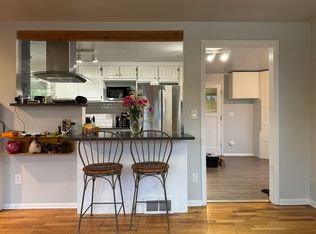 13324 3rd Ave NE UNIT A, Seattle, WA 98125