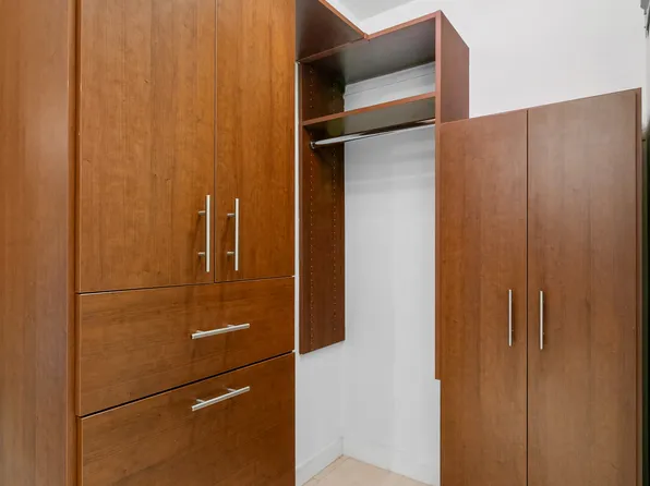 200 West 20th Street image 6 of 18