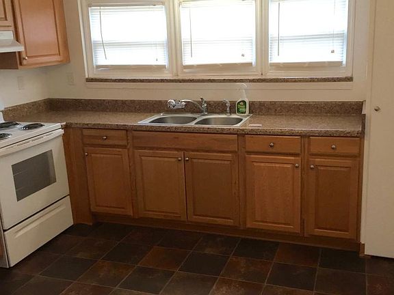 NEW KITCHEN AND APPLIANCES