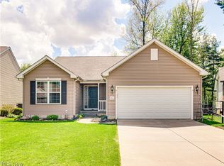 38122 Rocky Run Ct, North Ridgeville, OH 44039
