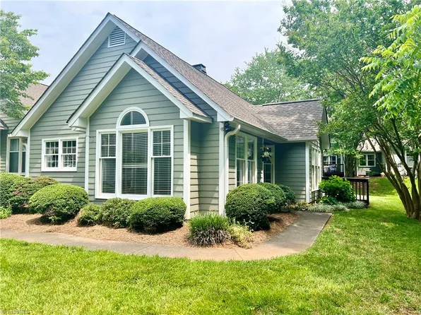 2733 Sawgrass Ct, Winston Salem, NC 27103