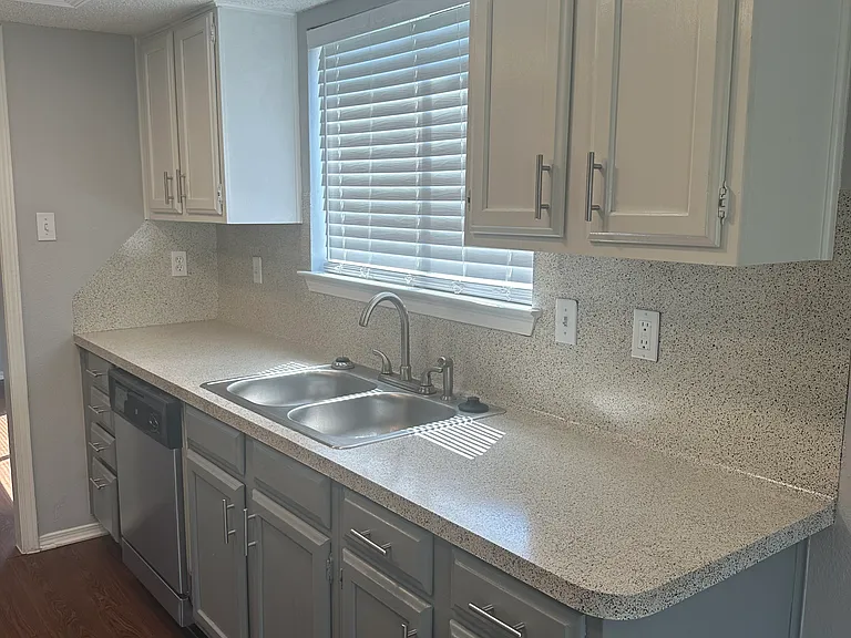 3109 Whisper Oaks Ln #A — Photo 3