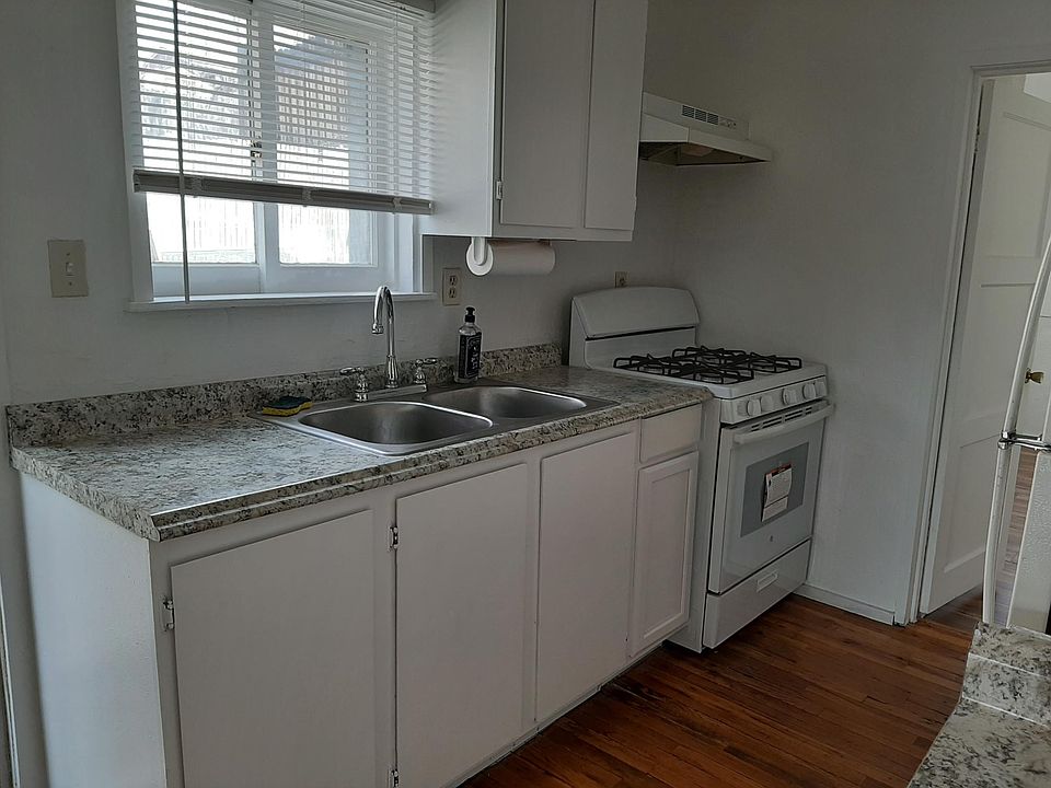 2nd image of 237 S Marina St #A