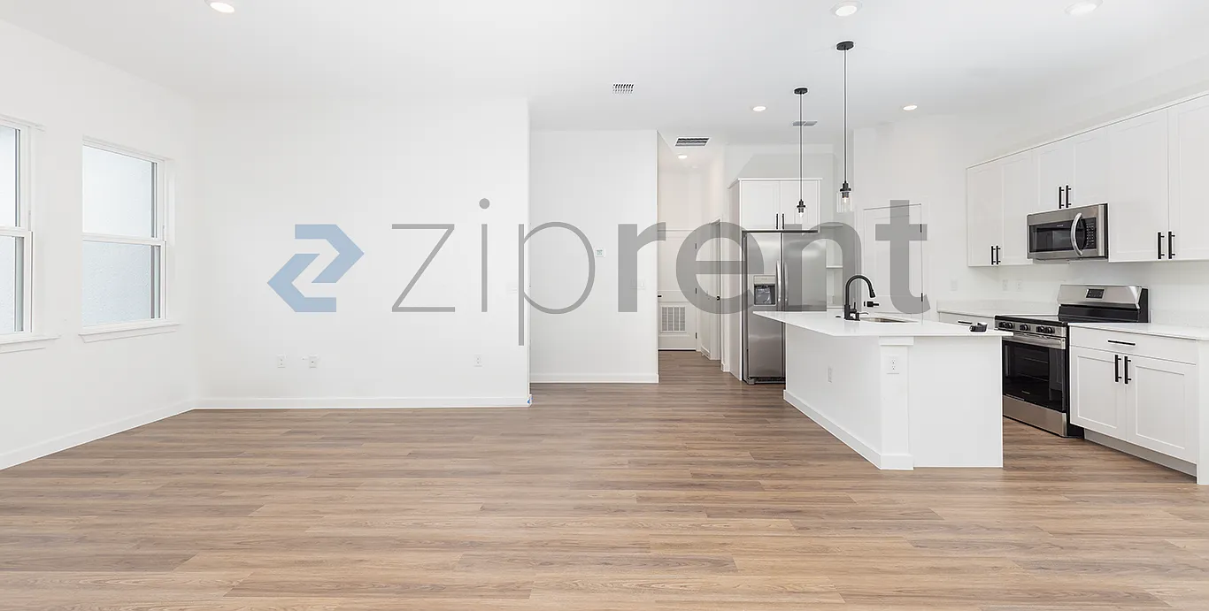 4 bed, 1771 sqft, $1,880 — Photo 4