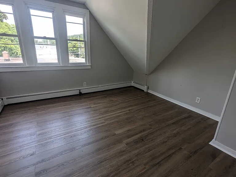 1268 Quinnipiac Ave #3 — Photo 4