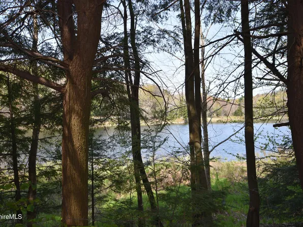 0 Lakeview Rd, Peru, MA 01235