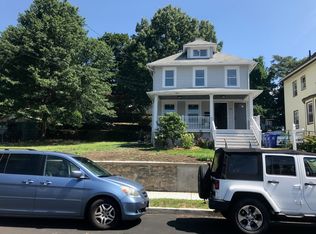 28 Lincoln Ave, Norwalk, CT 06854