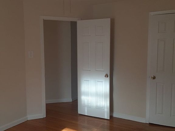 5th image of 23-10 21st Ave #3TOP