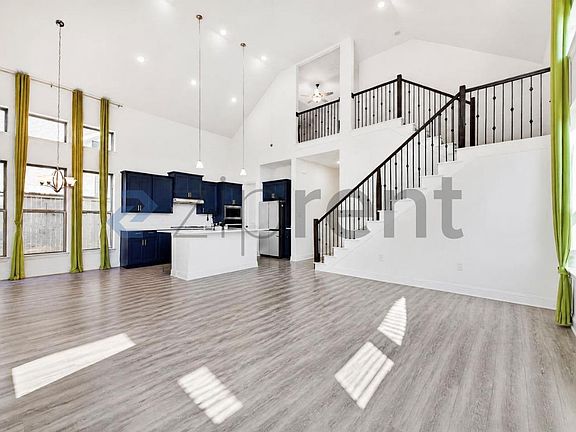 3rd image of 1408 Bonsmara Dr
