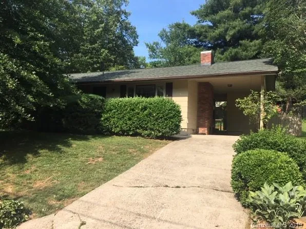 8 Greenbriar Rd, Asheville, NC 28805