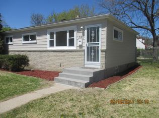 7102 W Carmen Ave, Milwaukee, WI 53218