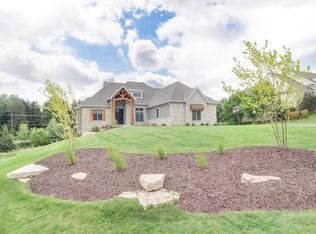 18455 Patti Ln, Brookfield, WI 53045