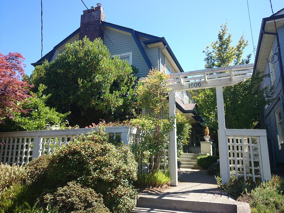 1st image of 1606 Nob Hill Ave N