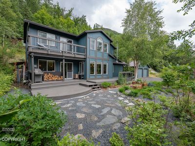 22035 Upper Canyon Dr, Eagle River, AK, 99577