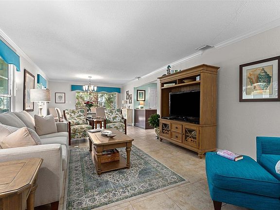 4th image of 525 Sutton Pl