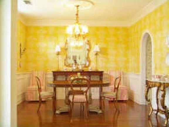 Formal Dining
