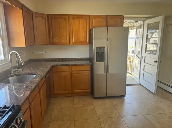 (undisclosed Address), Yonkers, NY 10704