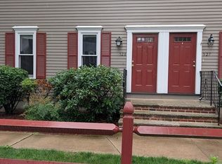 328 Wellman Ave Unit 328, North Chelmsford, MA 01863