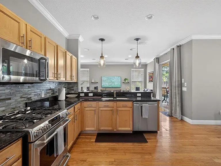 11115 Avery Oaks Dr — Photo 14