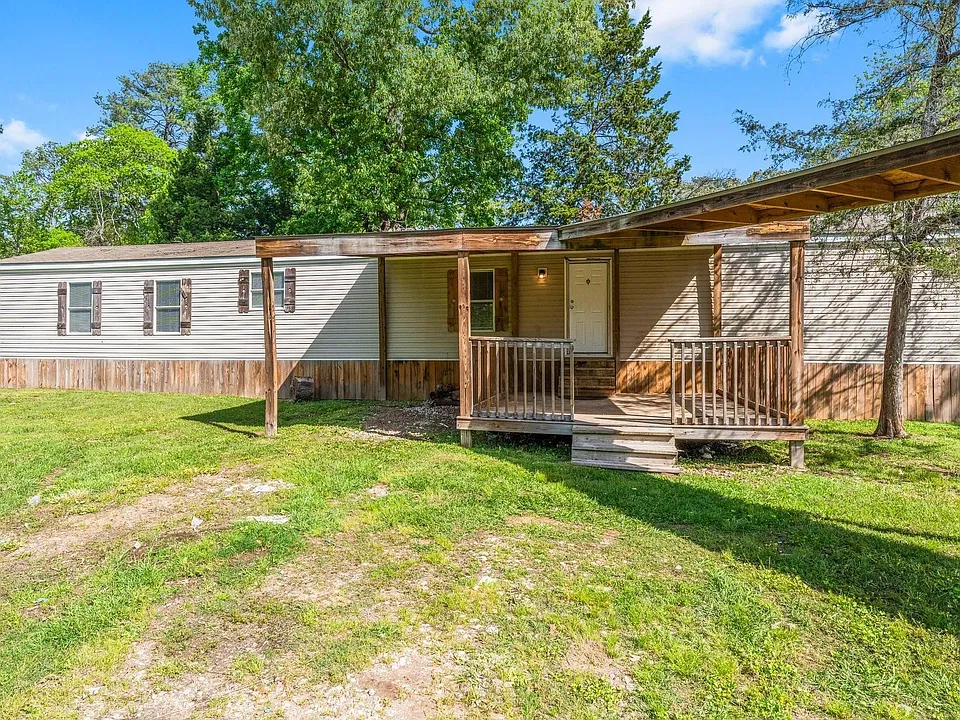 33107 Bear Branch Ln