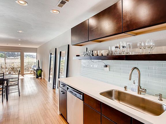 4th image of 2568 Albatross St #2/1
