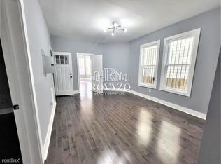 345 Hunterdon St APT 1, Newark, NJ 07103