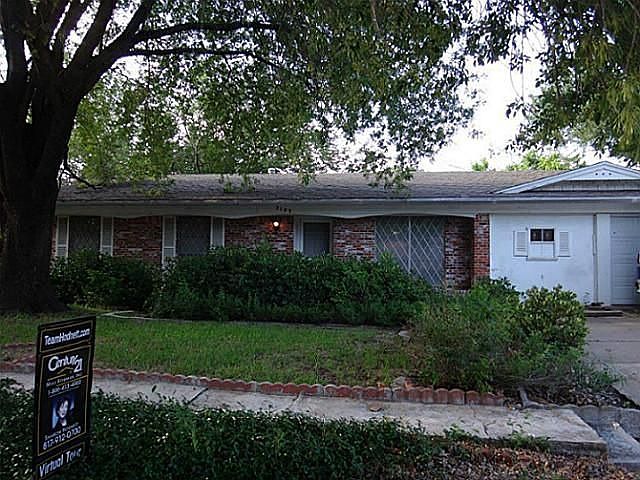 1st image of 2105 Arthur Dr