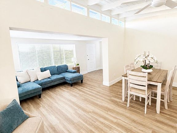 3rd image of 14034 Marguerite Dr