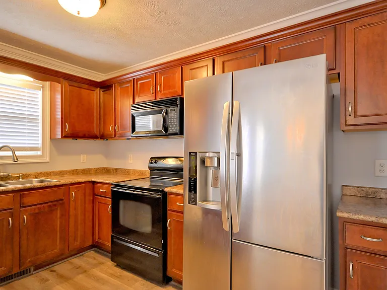 135 Excell Rd #402 — Photo 8