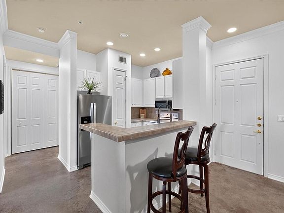 5th image of 2400 McCue Rd APT 136