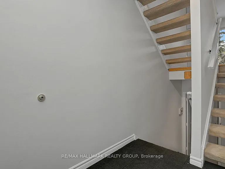 261 Bruyere St — Photo 4