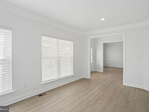 5th image of 36808 Grove Estate Rd