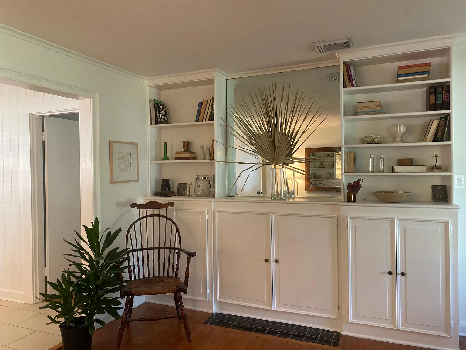 3 bed, 1700 sqft, $2,050 — Photo 4