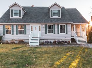 610 Middle Rd, Steep Falls, ME 04085