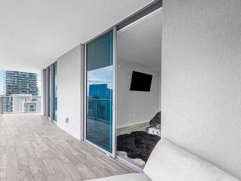 1100 S Miami Ave #3901 — Photo 20