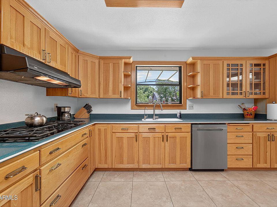 1st image of 2513 E MANHATTON Drive