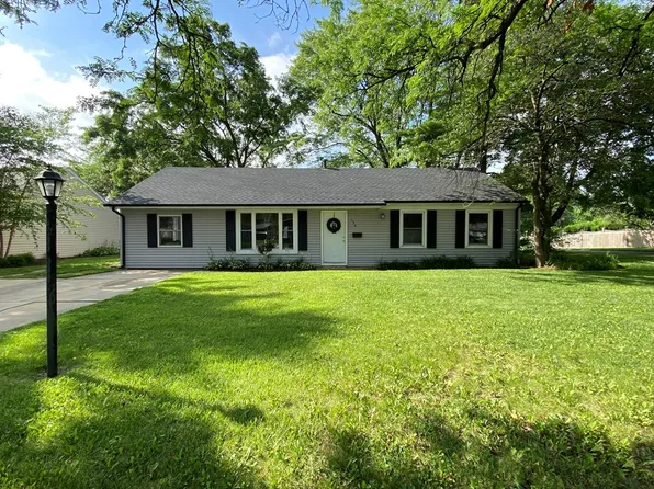136 Saugatuck Rd, Montgomery, IL 60538