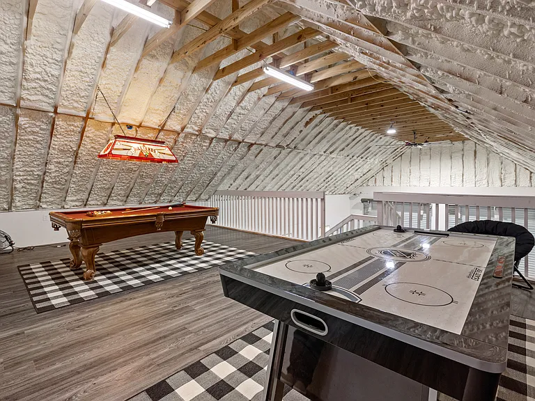 16001 Plum Ln — Photo 43