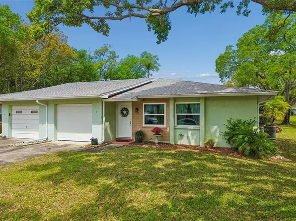 1130 Orange Tree Cir W APT C, Palm Harbor, FL 34684