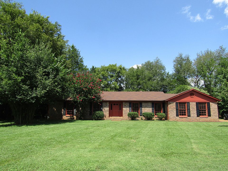 1st image of 394 Highfield Dr