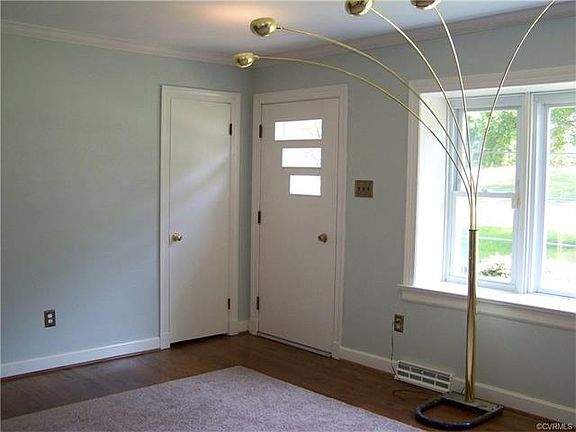 3rd image of 8175 S Mayfield Ln