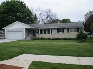 518 Gerald Ave, Sun Prairie, WI 53590