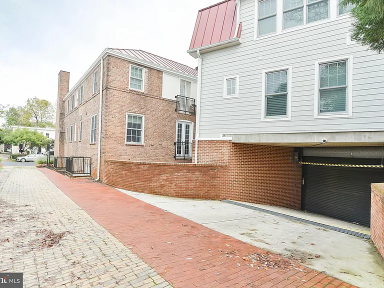 628 S Carolina Ave SE #5C — Photo 34
