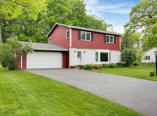 13728 E Wellington Cres, Burnsville, MN 55337