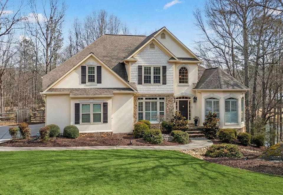 1st image of 50 Lakecrest Cir