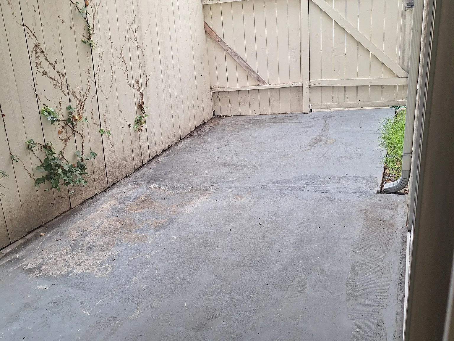 2 bed, 1000 sqft, $2,795 — Photo 3