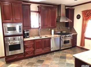 3232 171st St, Flushing, NY 11358