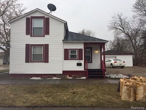 1st image of 203 McGregor St