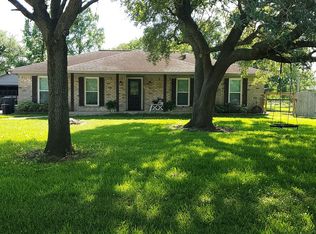 207 Wolf Glen St, Danbury, TX 77534